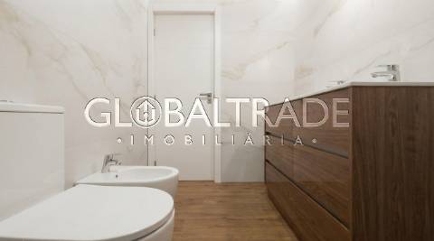 Apartamento T2 Renovado & Equipado em Matosinhos