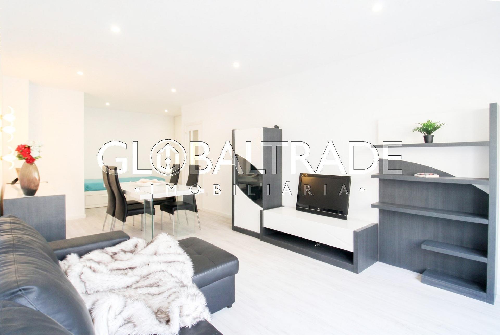 Apartamento T2 Renovado em Valbom