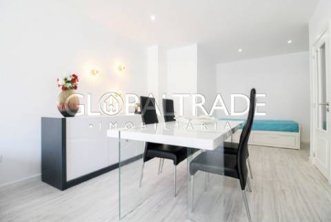 Apartamento T2 Renovado em Valbom