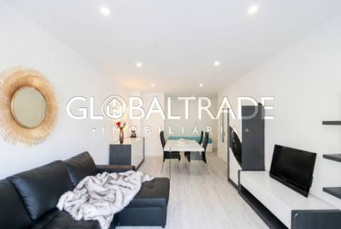 Apartamento T2 Renovado em Valbom