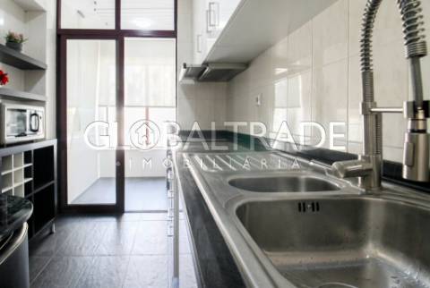 Apartamento T2 Renovado em Valbom