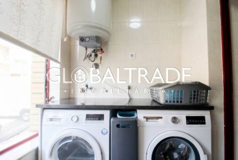 Apartamento T2 Renovado em Valbom
