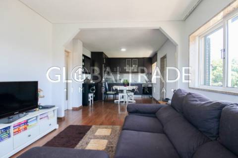 Moradia T2 com Terraço em Foz do Sousa - Gens