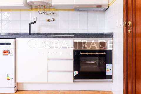 Apartamento T2 Renovado & Equipado em Fânzeres