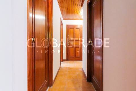Apartamento T2 Renovado & Equipado em Fânzeres