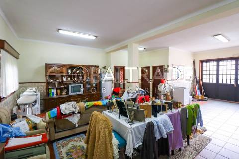 Moradia Independente T4 com Excelente Área Exterior em Oliveira de Azeméis