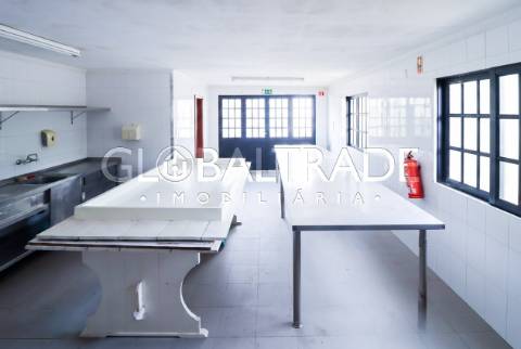 Moradia Independente T4 com Excelente Área Exterior em Oliveira de Azeméis