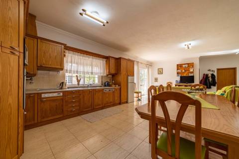 Moradia T4 Venda em Romeira e Várzea,Santarém