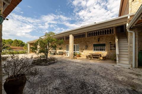 Moradia T4 Venda em Romeira e Várzea,Santarém