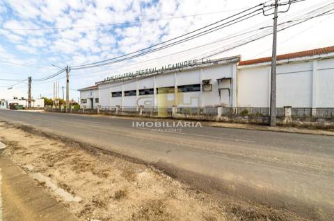 Prédio T6 Venda em Alcanhões,Santarém