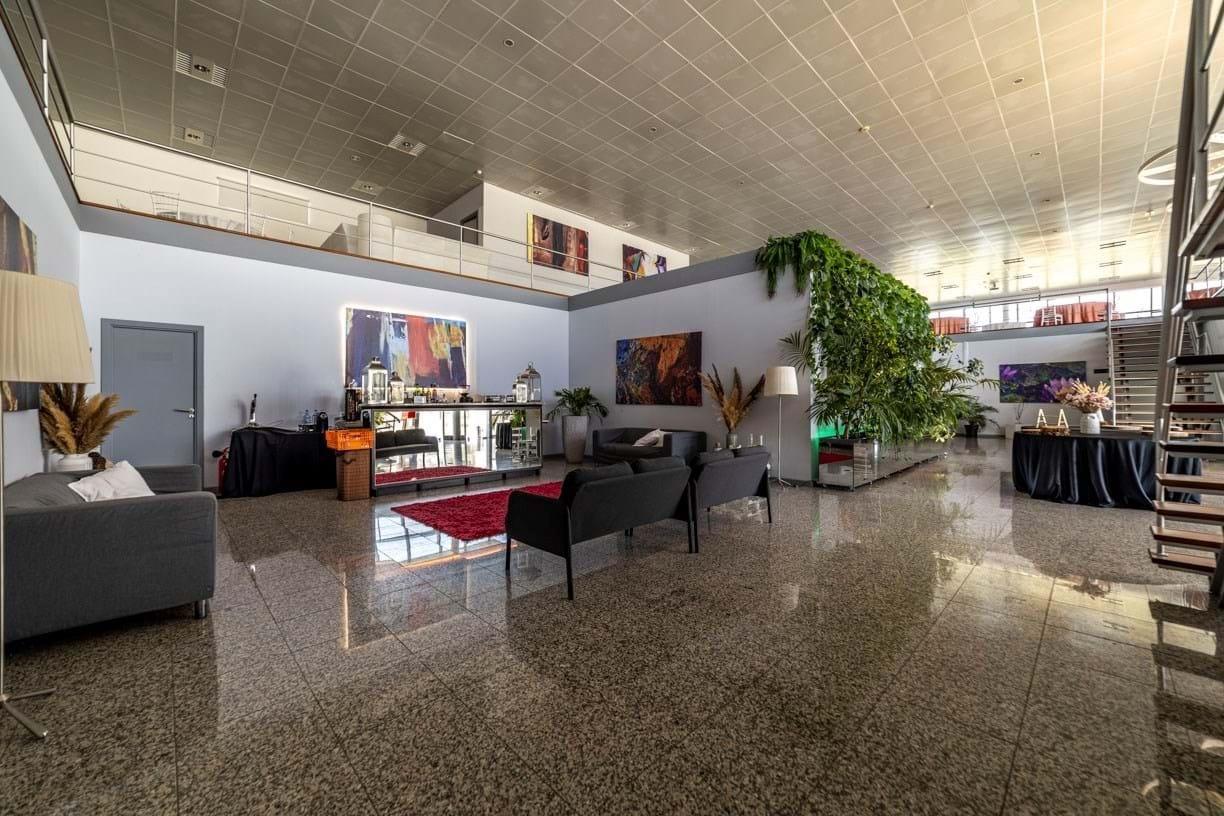 Armazém  Venda em Santarém (Marvila), Santa Iria da Ribeira de Santarém, Santarém (São Salvador) e Santarém (São Nicolau),Santarém