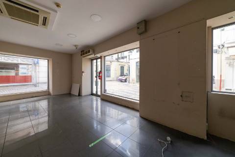 Prédio  Arrendamento em Vale de Santarém,Santarém