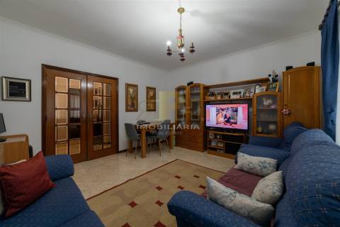 Apartamento T3 Venda em Santarém (Marvila), Santa Iria da Ribeira de Santarém, Santarém (São Salvador) e Santarém (São Nicolau),Santarém
