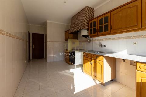 Apartamento T3 Venda em Santarém (Marvila), Santa Iria da Ribeira de Santarém, Santarém (São Salvador) e Santarém (São Nicolau),Santarém