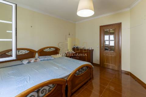 Moradia T3 Venda em Santarém (Marvila), Santa Iria da Ribeira de Santarém, Santarém (São Salvador) e Santarém (São Nicolau),Santarém