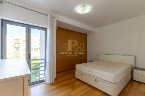 Apartamento T1 Arrendamento em Parque das Nações,Lisboa