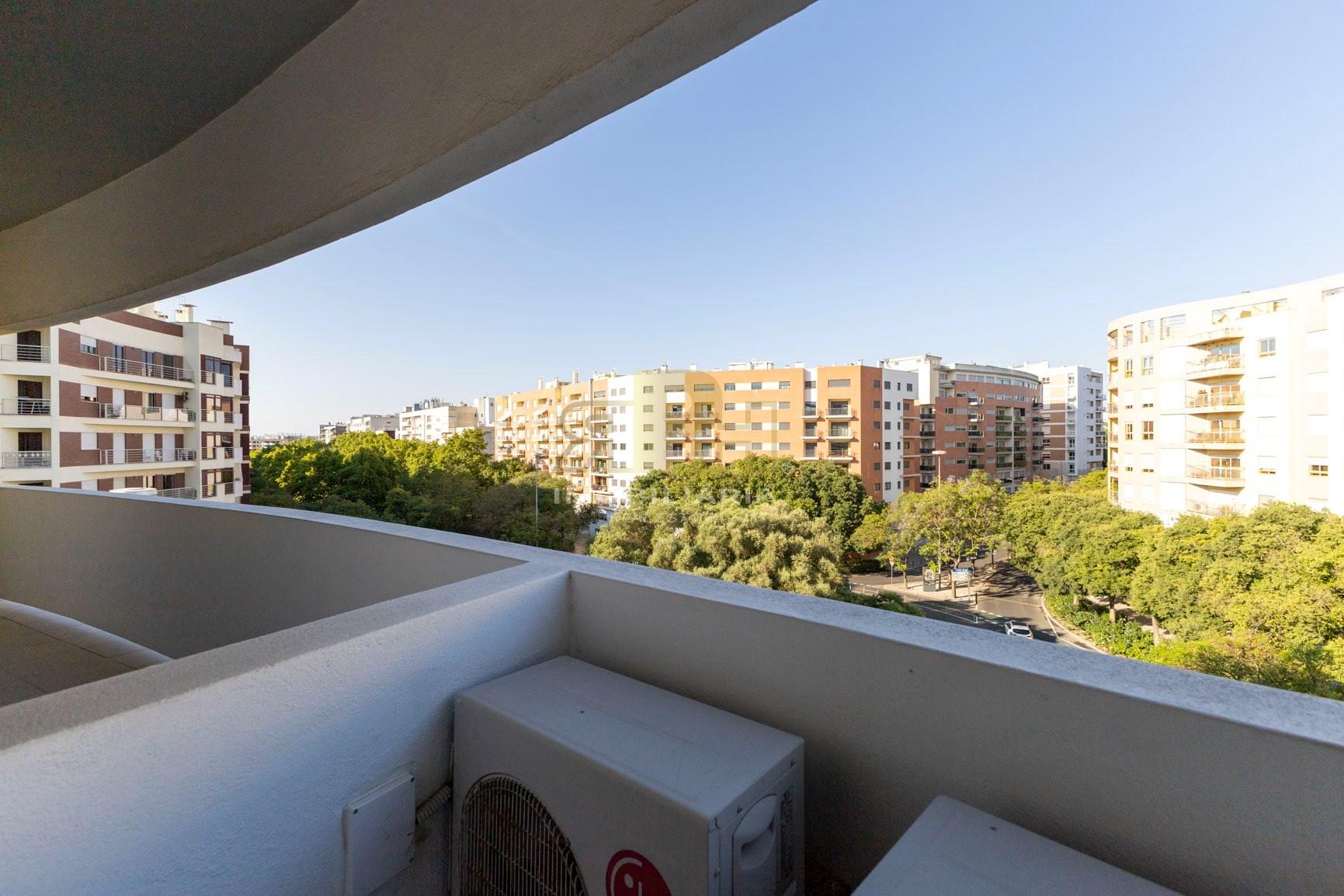 Apartamento T1 Arrendamento em Parque das Nações,Lisboa