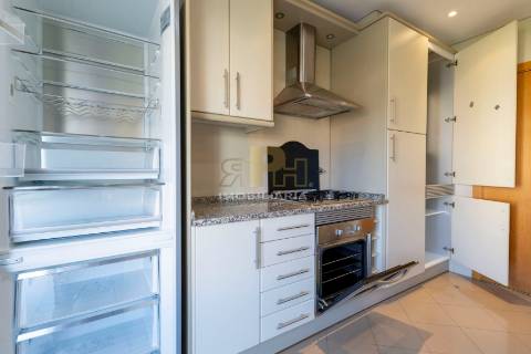 Apartamento T1 Arrendamento em Parque das Nações,Lisboa