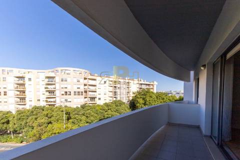 Apartamento T1 Arrendamento em Parque das Nações,Lisboa