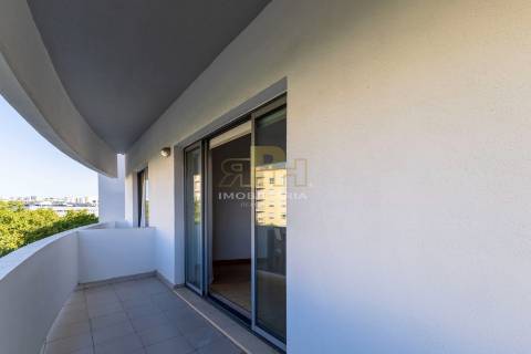 Apartamento T1 Arrendamento em Parque das Nações,Lisboa