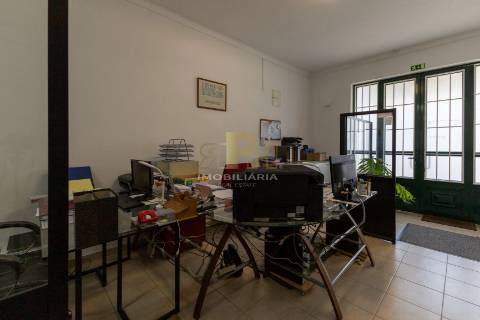 Loja  Venda em Almeirim,Almeirim