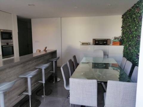 Apartamento T2 mobilado em Campo de Ourique, Lisboa