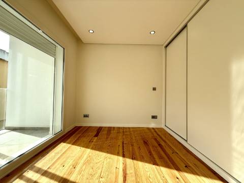 Apartamento T4 no novo empreendimento São João Residence