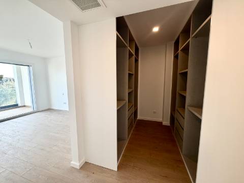 Moradia T4 num condomínio em Manique, Cascais