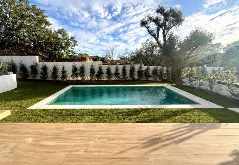 Moradia T4 num condomínio em Manique, Cascais