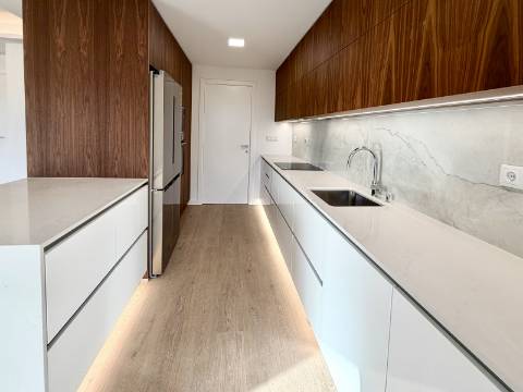 Moradia T4 num condomínio em Manique, Cascais