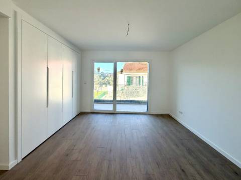 Moradia T4 num condomínio em Manique, Cascais