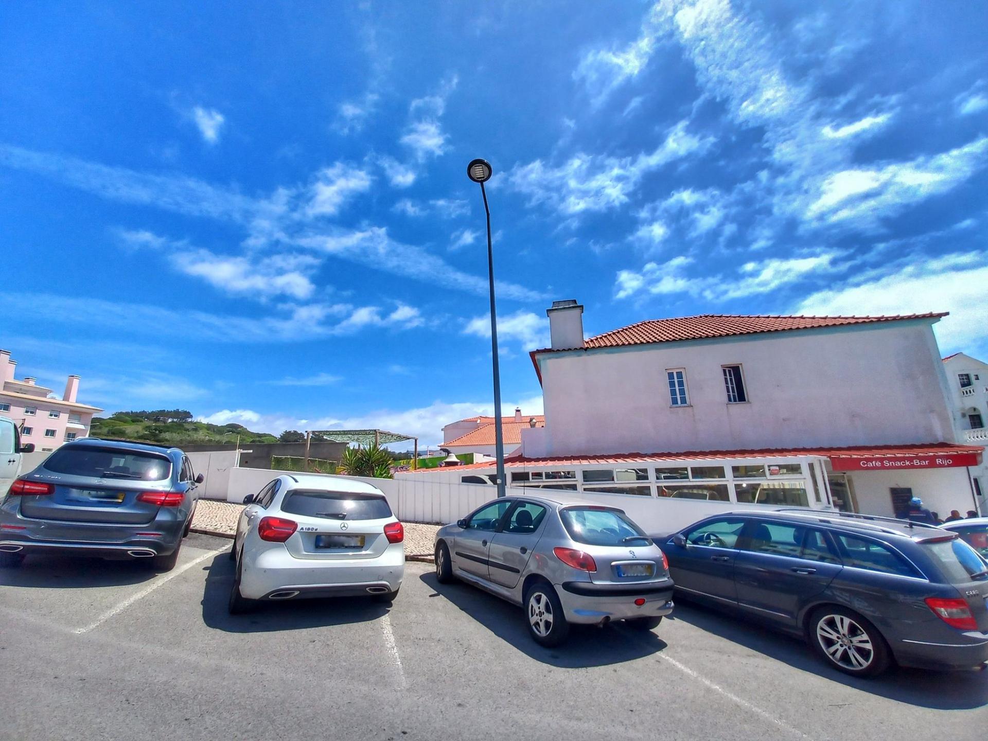 Moradia T4 junto a Praia das Maças