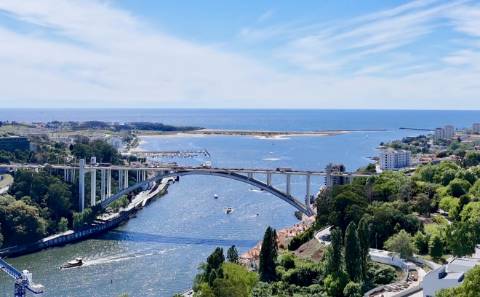 Apartamento T3 com vista mar na Quinta Marques Gomes