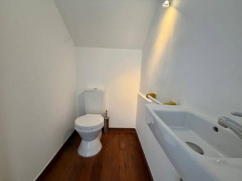 Apartamento T3 com vista mar no Monte Estoril