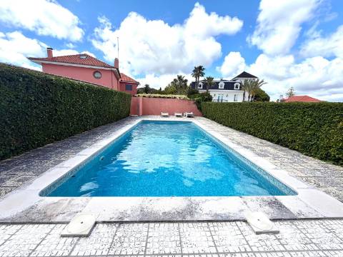 Apartamento T3 com vista mar no Monte Estoril