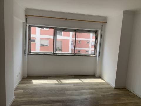 Apartamento T1 Paço de Arcos