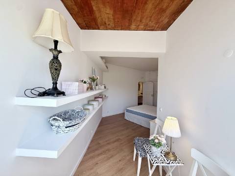 Apartamento T1 mobilado no Bairro do Rosario, Cascais