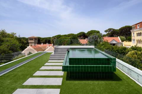 Penthouse Duplex T5 com vista mar no Estoril