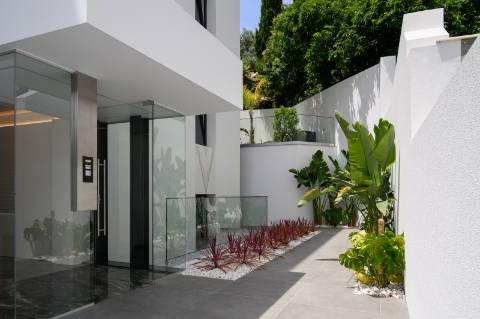 Penthouse Duplex T5 com vista mar no Estoril