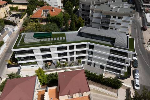 Penthouse Duplex T5 com vista mar no Estoril