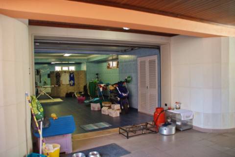 Moradia V6 Isolada com piscina
