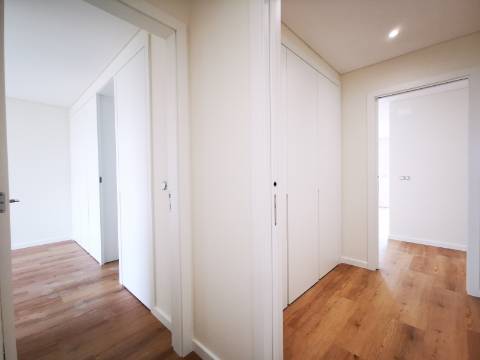 Duplex T3+1 Moderno e Original com Box