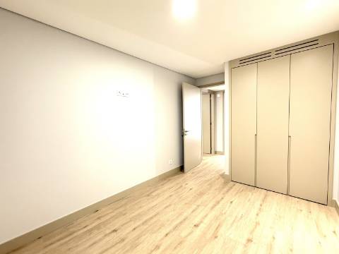 T3 Novo com Garagem 2 carros