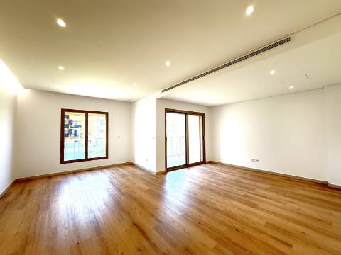 Duplex T3+1 Novo - Garagem individual e Terraço