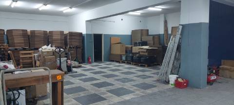 Armazém para venda - 1050 m2