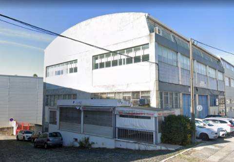Armazém junto ao Aeroporto de Lisboa