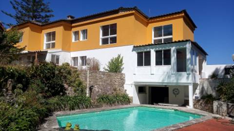 Moradia Oeiras - isolada em lote de 1560m2 T5 + T2