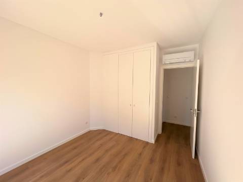 Apartamento T3 (Novo) Colina dos Cruzeiros em Odivelas