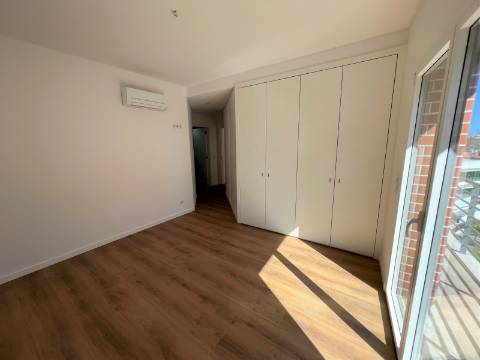 Apartamento T3 (Novo) Colina dos Cruzeiros em Odivelas