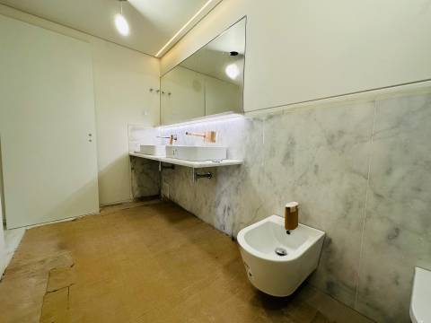 Apartamento T3 - Olivais/ Lisboa - dois logradouros